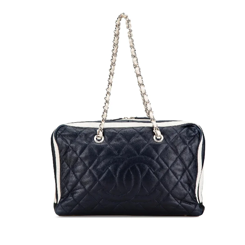 Discover Promotions Chanel Quilted Calfskin Venice Shoulder Bag (SHG-FLdtgX)