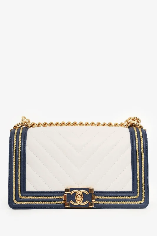 Top Deals Pre-loved Chanel™ 2018/19 White/Navy Calfskin Chevron Quilted Braided Medium Boy Bag