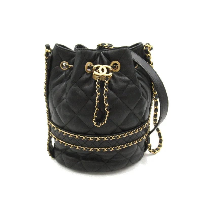Catch Every Fashion Trend Chanel Lambskin Chain Shoulder Bag Black AS2252