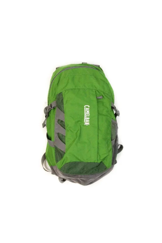 Timeless Elegance Redefined Cloud Walker 18 Hydration Pack