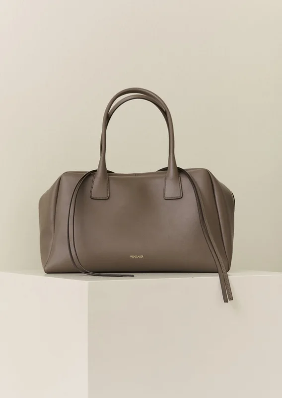 Bowling Bag in Taupe Leather | Frenzlauer