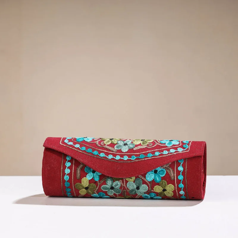 Red - Original Chain Stitch Crewel Embroidery Velvet Clutch