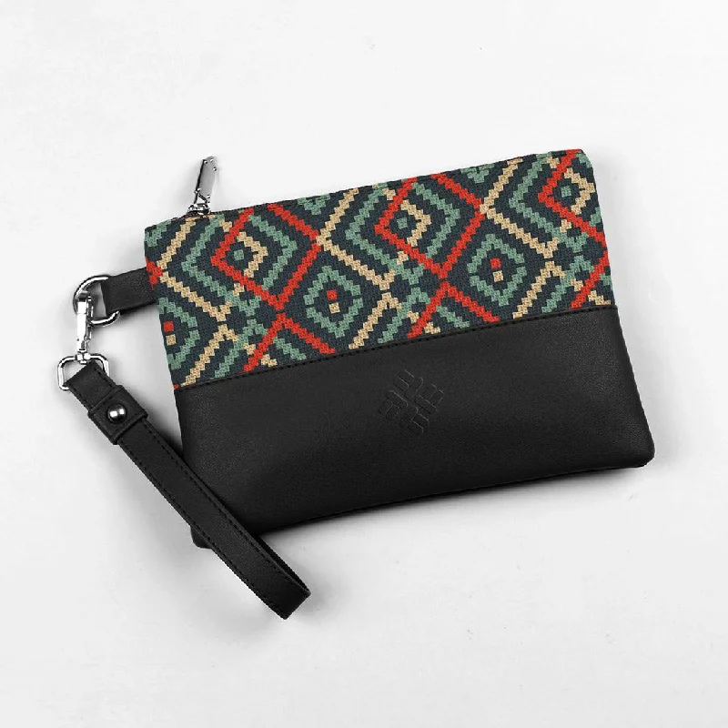 Black Toiletry Pouch Scandinavian