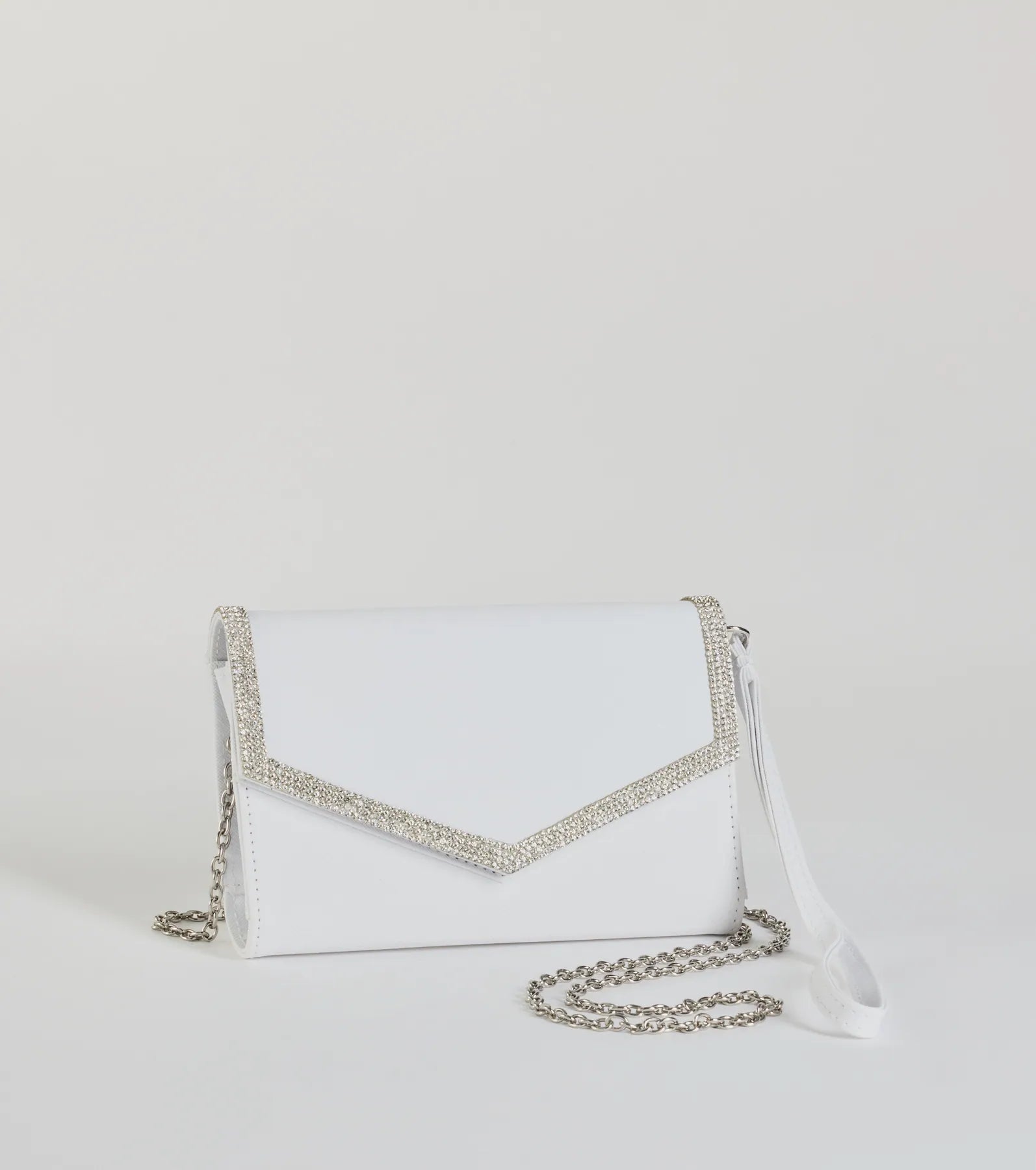 Rustic Bags For Outdoor And Nature-Inspired Looks Chic Shimmer Rhinestone Trim Envelope Clutch