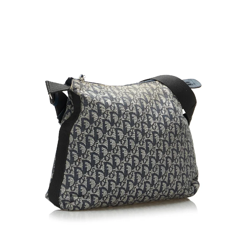 Sporty Bags For Active And Athletic Lifestyles Dior Diorissimo Crossbody (SHG-VFs2Mf)