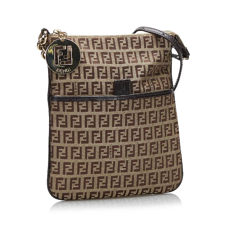 Odor-Resistant And Budget Bags Fendi Zucchino Crossbody (SHG-QMYrS5)