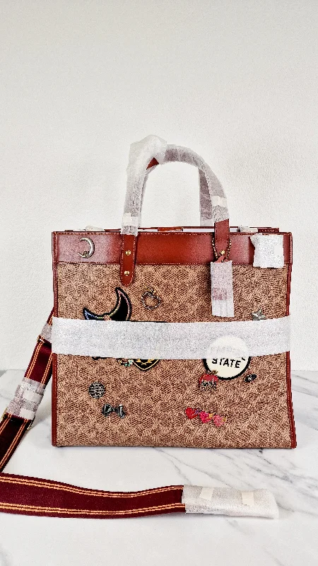 Trendy Bags For Teenage Girls Field Tote 40 in Signature Canvas with Souvenir Patches and Pins Empire State Rexy - Tan Rust Saddle Brown Shoulder Bag Crossbody - Coach C0768