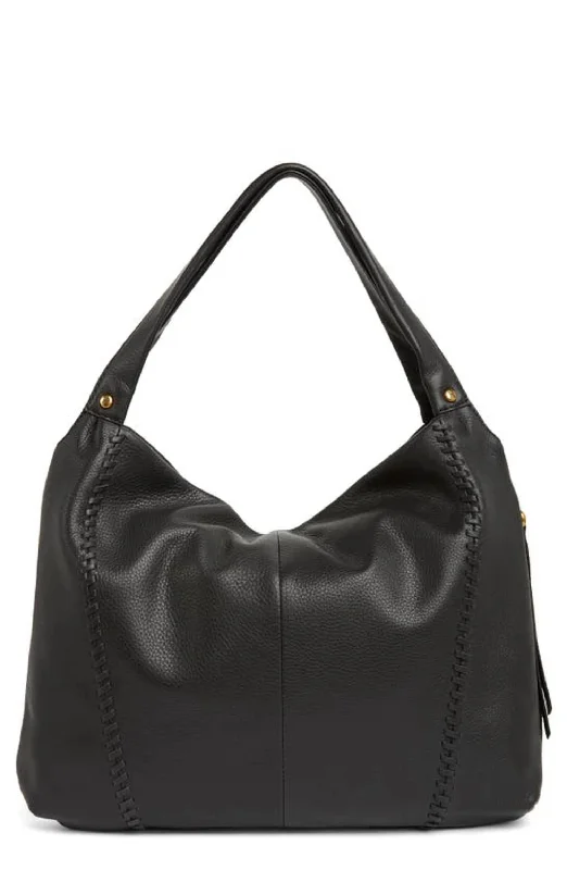 Alannis Shoulder Bag In Black