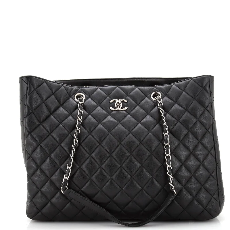 Chic Style, Always In Vogue Classic CC Shopping Tote Quilted Calfskin Large