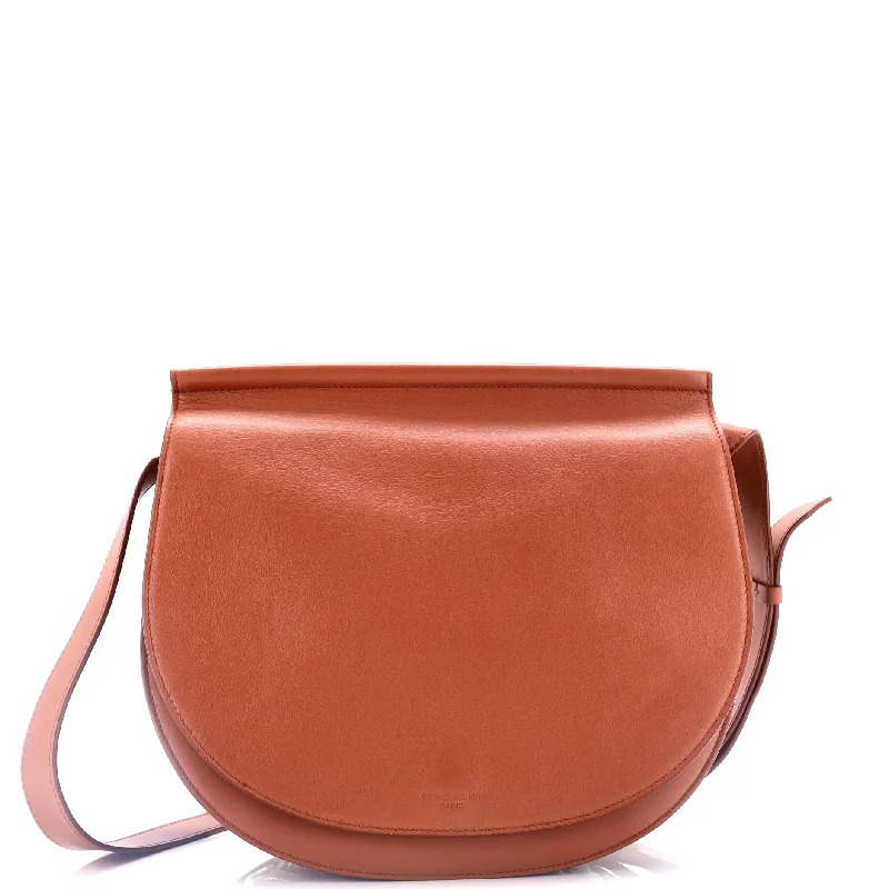 Eco-Friendly And Discounted Bags Infinity Saddle Bag Leather Medium