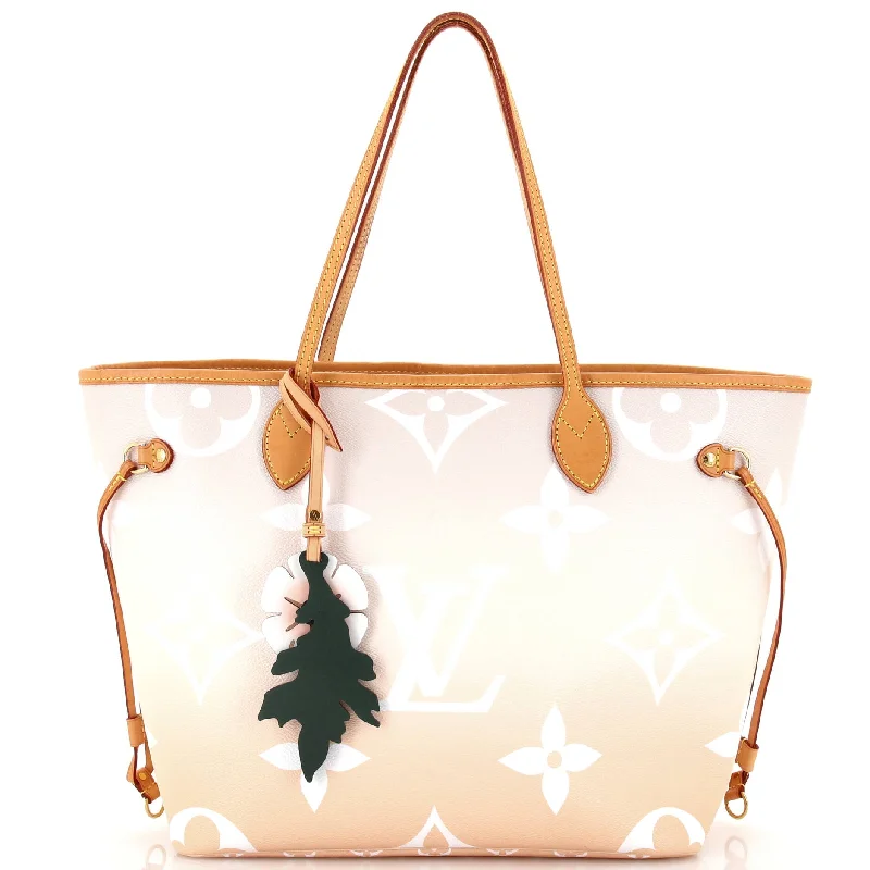 Flash Sale Now Neverfull NM Tote By The Pool Monogram Giant MM