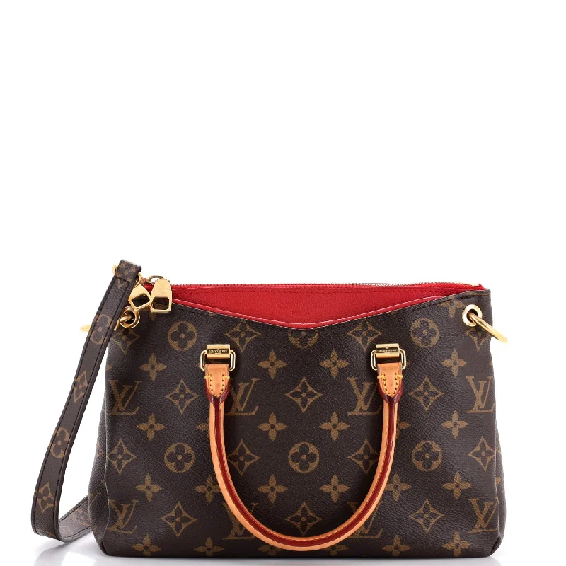 Stylish Bags For Fashion Influencers And Bloggers Pallas Tote Monogram Canvas BB