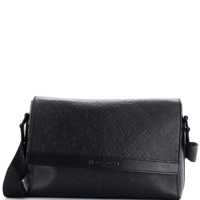 Bags For Minimalist And Functional Design Sprinter Messenger Bag Monogram Shadow Leather